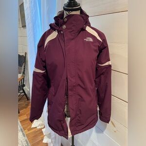 The North Face girls XL rain jacket, burgundy with detachable hood, see pics.
